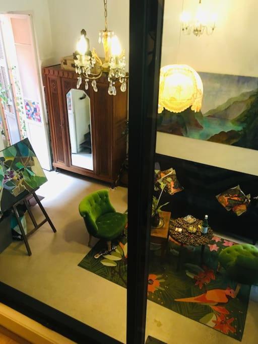 Loft D Artistes Avec Patio Au Port De Nice Bagian luar foto