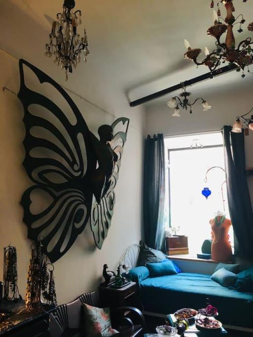 Loft D Artistes Avec Patio Au Port De Nice Bagian luar foto