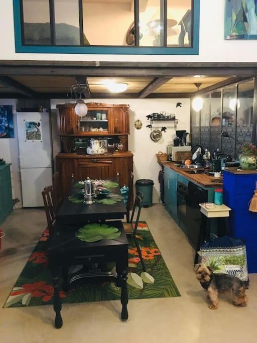 Loft D Artistes Avec Patio Au Port De Nice Bagian luar foto